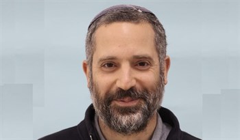 דיני אבקת חלב נוכרי